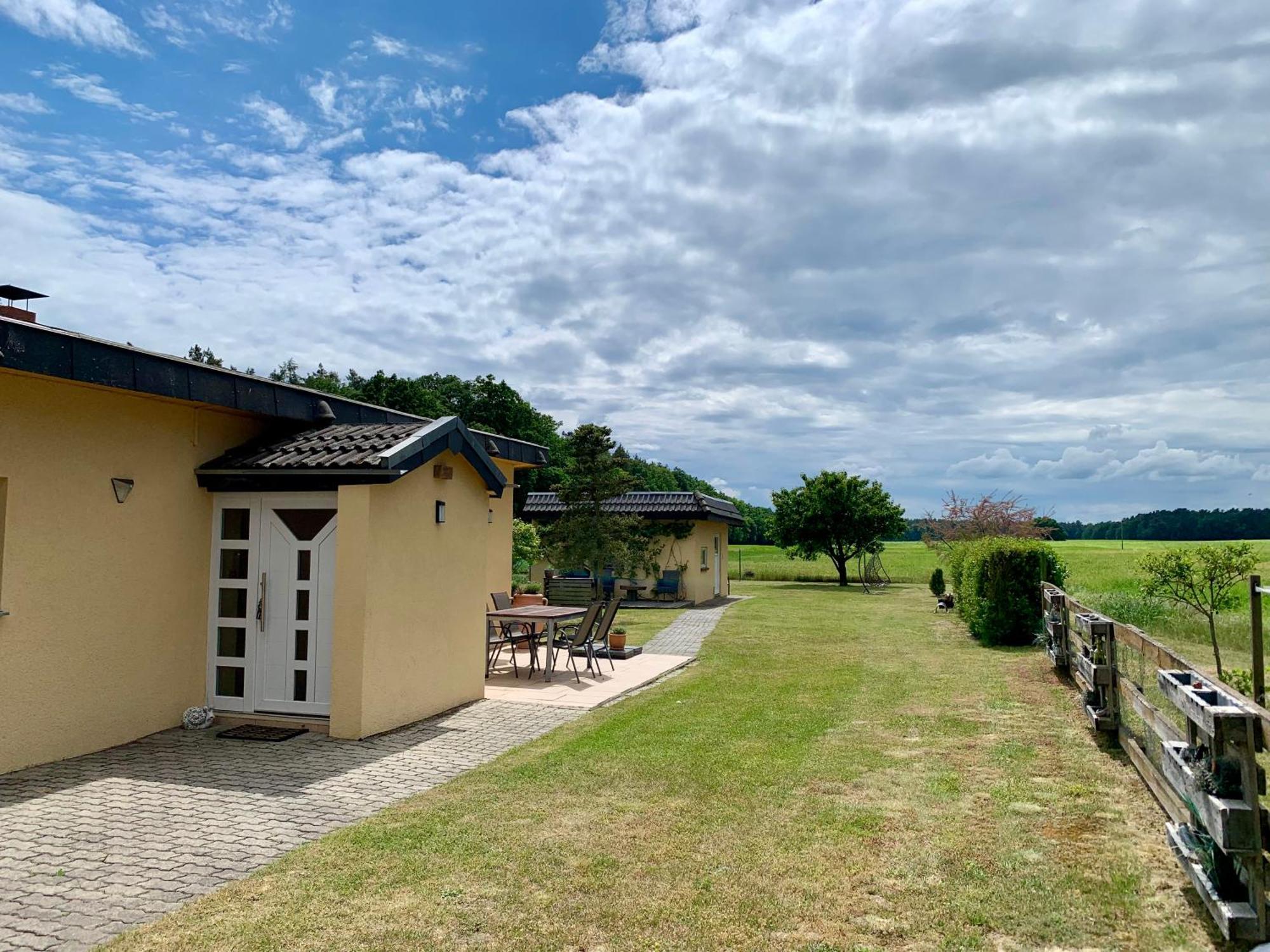 Idyllisches Ferienhaus In Ruhiger Lage Villa Wölsickendorf-Wollenberg Eksteriør billede